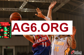 美媒：扬尼斯不愿搭档持球型后卫，更倾向于担任进攻引擎